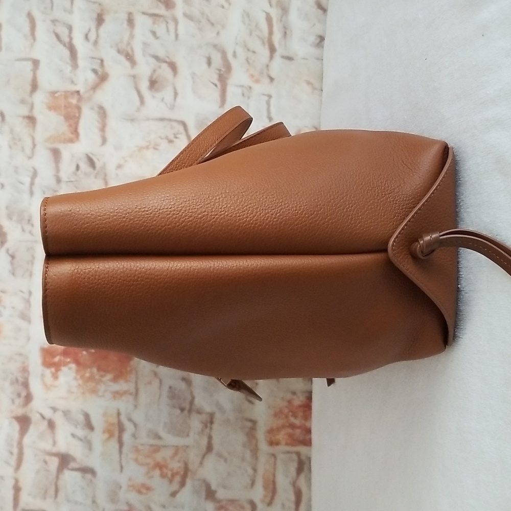 Chloe Sense Medium Calfskin Tote Bag - Picture 6 of 14